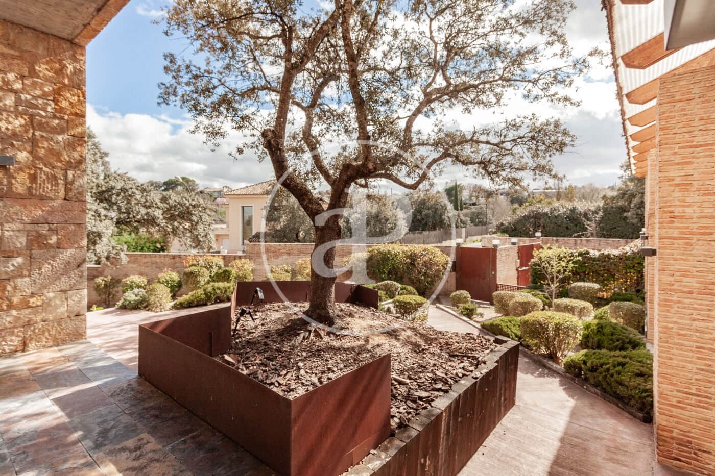 4 makuuhuone Huvila myytävänä paikassa San Sebastian de los Reyes mukana uima-altaan - 2 660 000 € (Ref: 8129044)