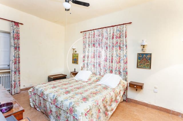 8 bedroom Villa for sale in Torrelodones with pool - € 1,450,000 (Ref: 8147720)