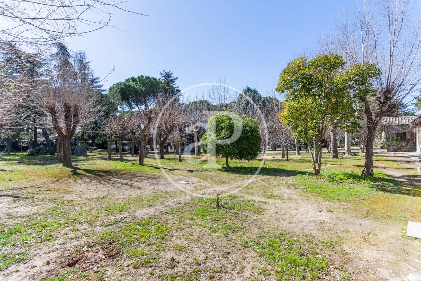 Grunde uden byggetilladelser til salg i Torrelodones - € 2.750.000 (Ref: 8151757)