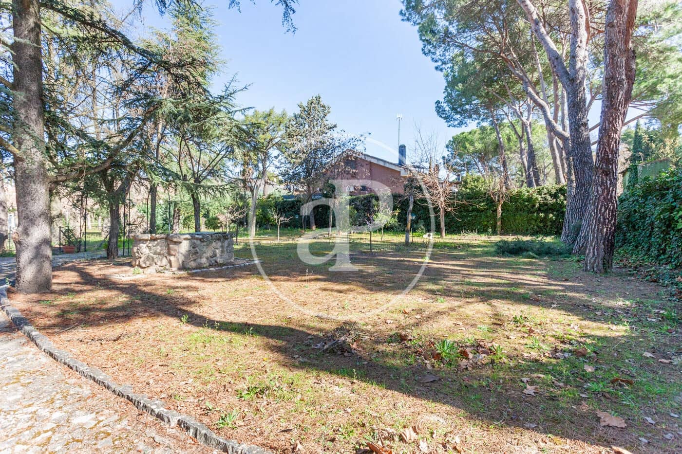 Grunde uden byggetilladelser til salg i Torrelodones - € 2.750.000 (Ref: 8151757)