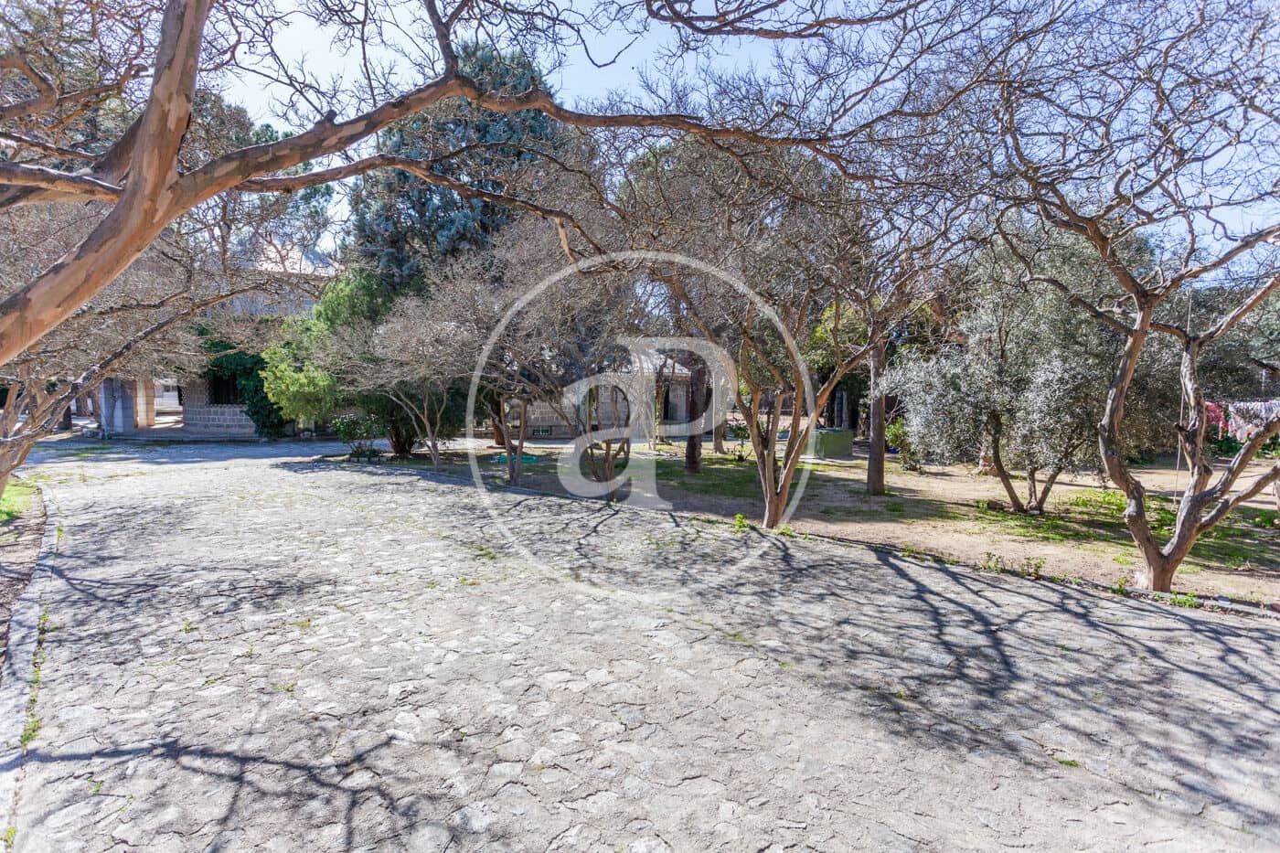 Grunde uden byggetilladelser til salg i Torrelodones - € 2.750.000 (Ref: 8151757)