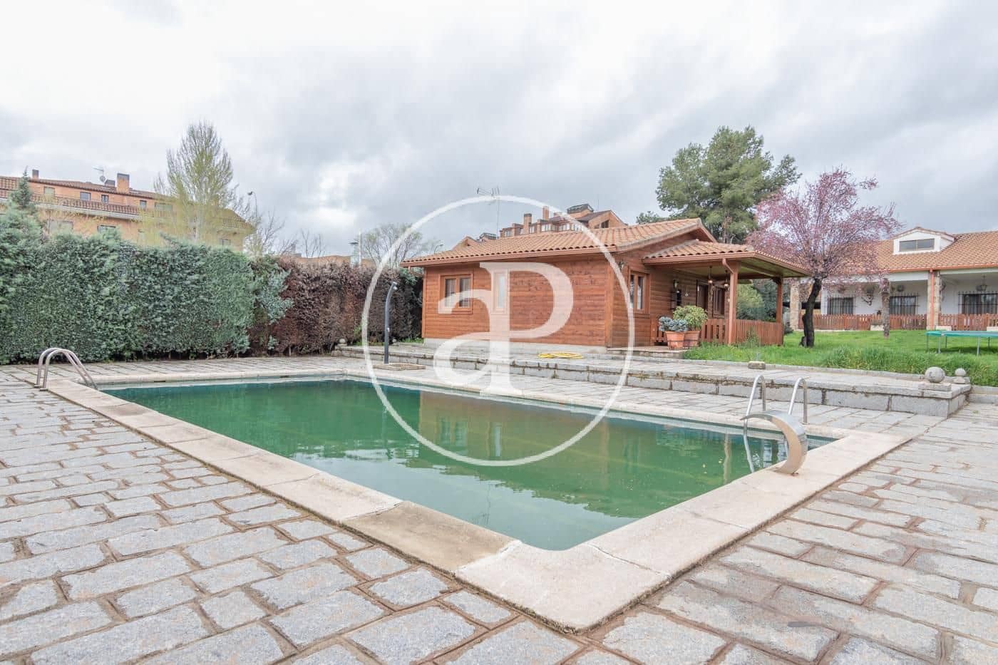 10 Zimmer Villa zu verkaufen in Madrid Stadt mit Pool - 2.500.000 € (Ref: 8151762)