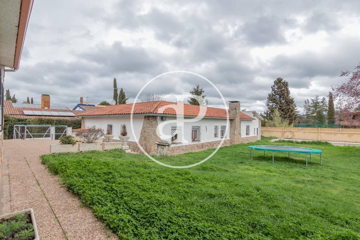 10 Zimmer Villa zu verkaufen in Madrid Stadt mit Pool - 2.500.000 € (Ref: 8151762)