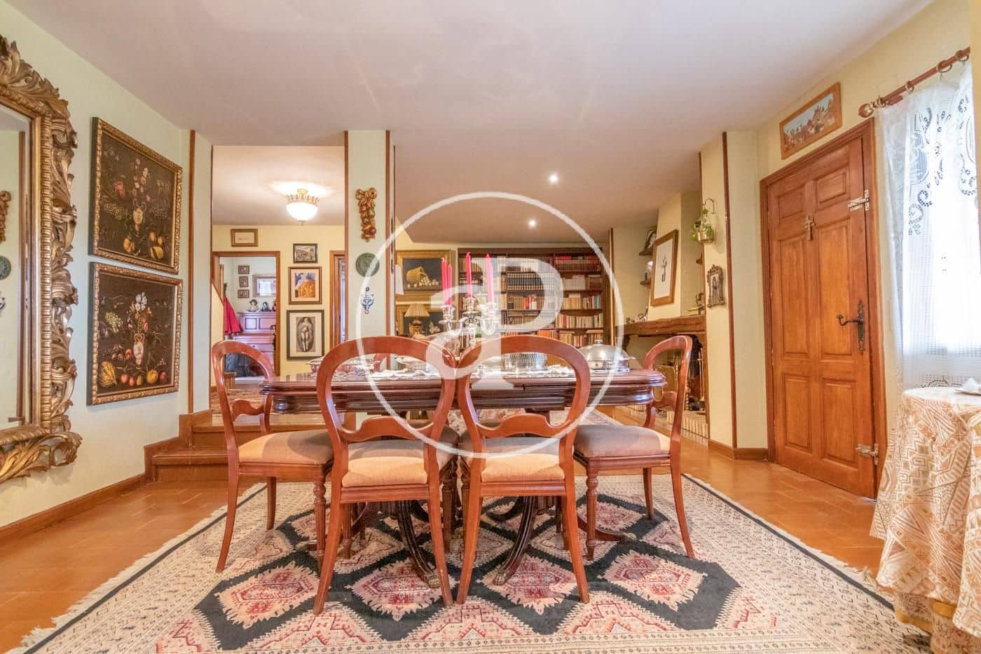 10 Zimmer Villa zu verkaufen in Madrid Stadt mit Pool - 2.500.000 € (Ref: 8151762)