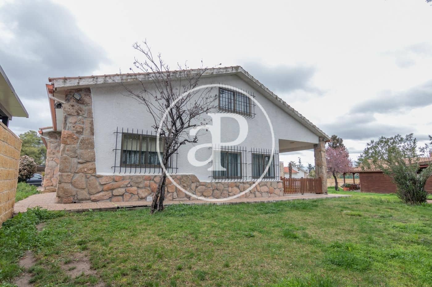 10 Zimmer Villa zu verkaufen in Madrid Stadt mit Pool - 2.500.000 € (Ref: 8151762)