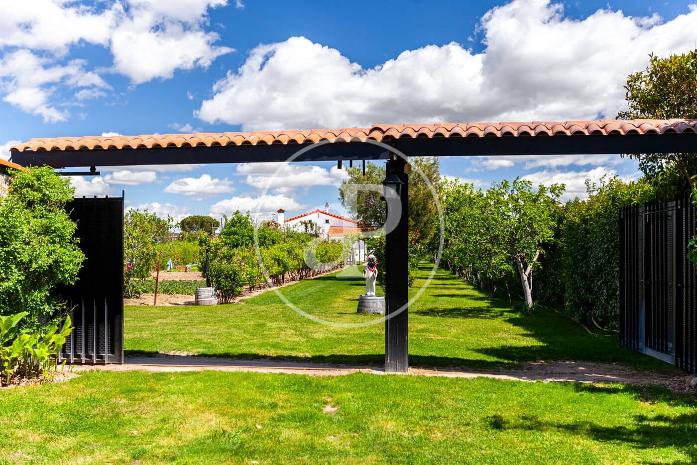 5 soveværelse Villa til salg i Fuente el Saz de Jarama med swimmingpool - € 1.350.000 (Ref: 8174225)