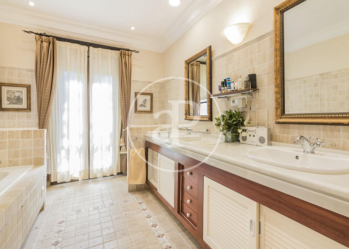 7 soveværelse Villa til salg i Nuevo Baztan med swimmingpool - € 2.180.000 (Ref: 8201306)