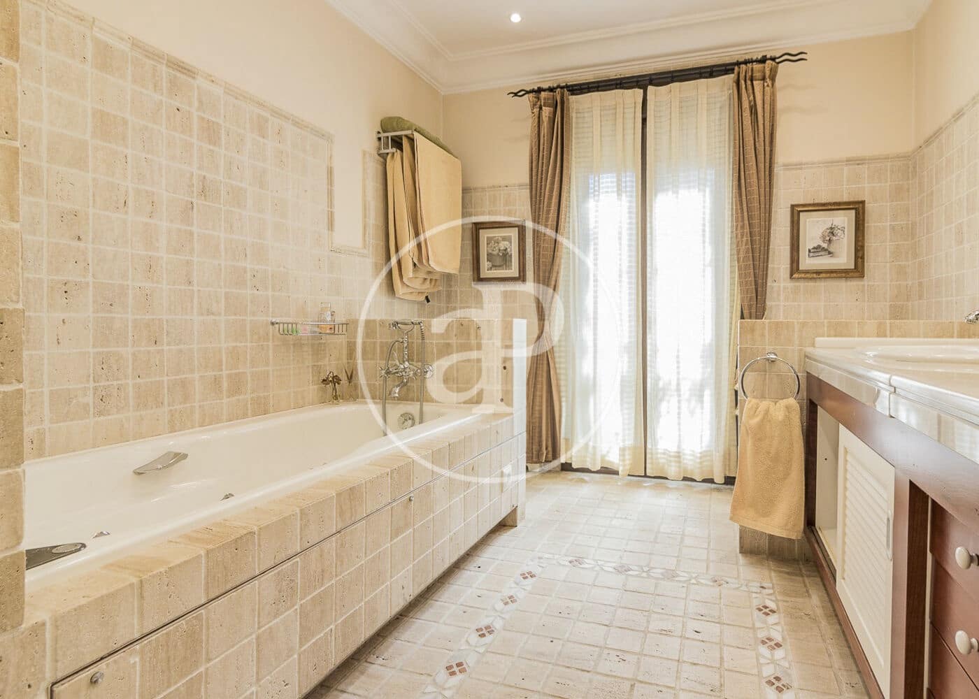 7 soveværelse Villa til salg i Nuevo Baztan med swimmingpool - € 2.180.000 (Ref: 8201306)