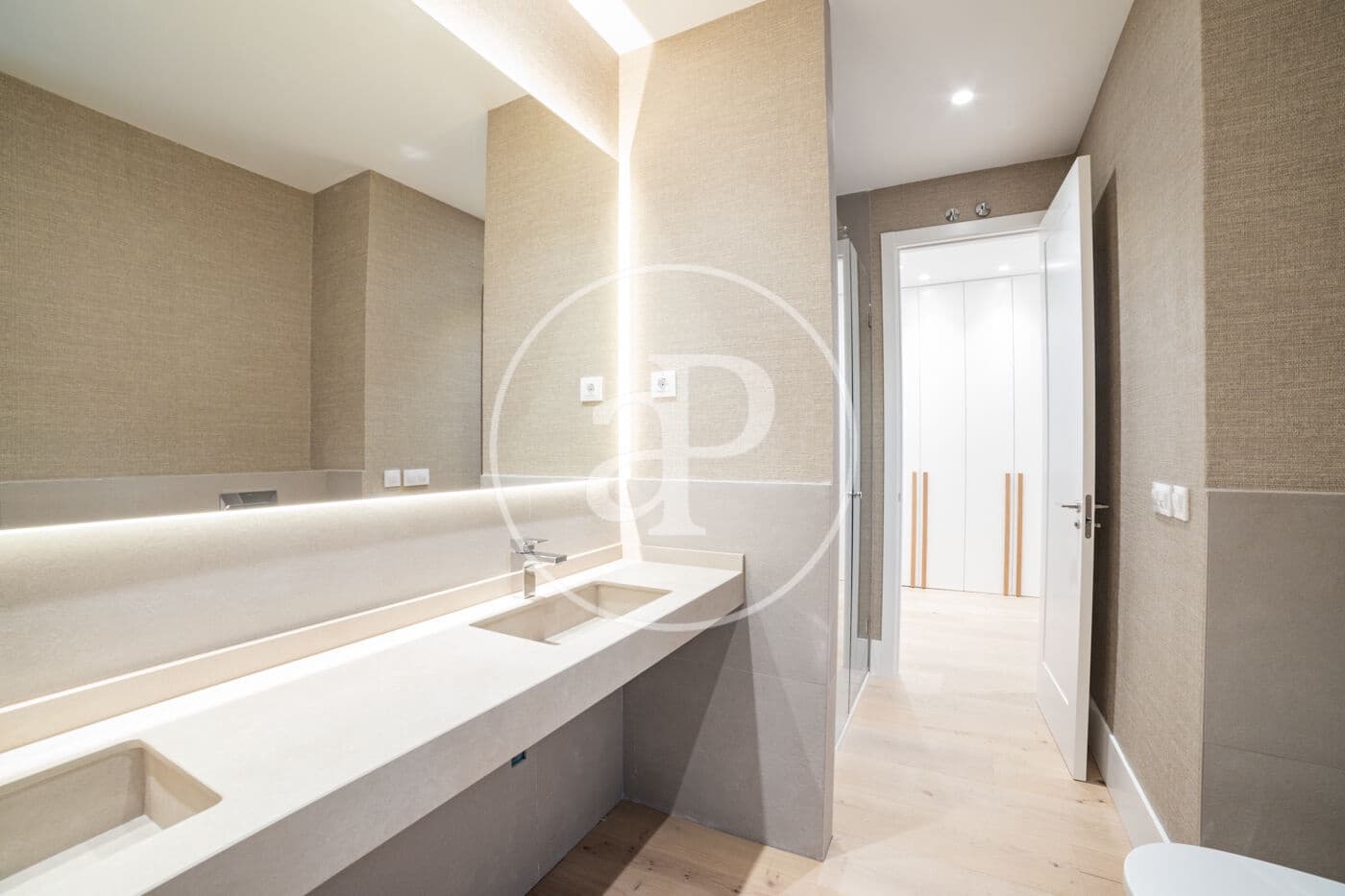 4 bedroom Apartment for sale in Madrid city - € 2,800,000 (Ref: 8222195)