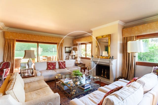 5 soveværelse Villa til salg i San Sebastián de los Reyes med swimmingpool - € 1.650.000 (Ref: 8253538)