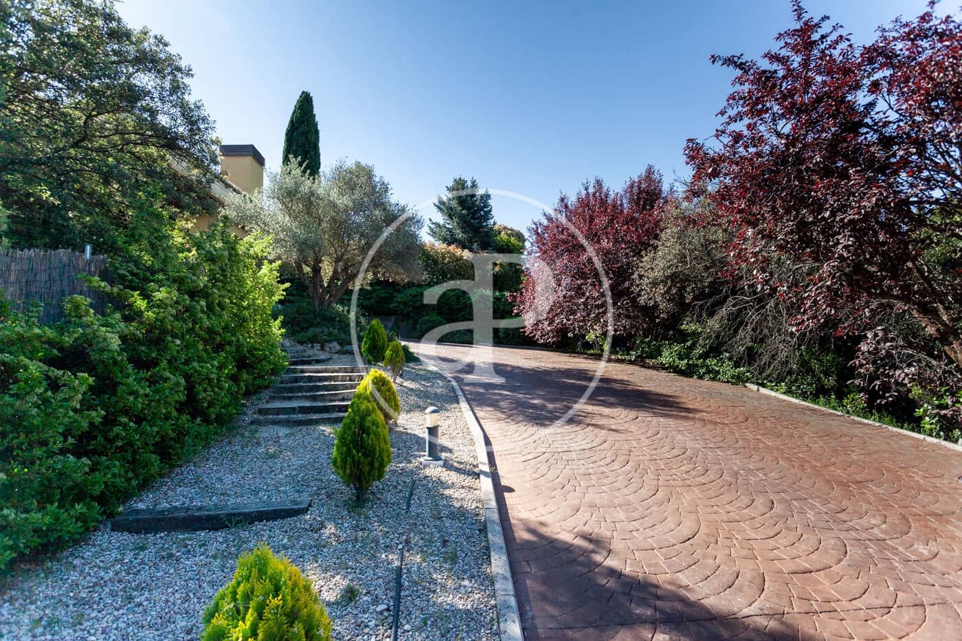 5 soveværelse Villa til salg i San Sebastian de los Reyes med swimmingpool - € 1.650.000 (Ref: 8253538)