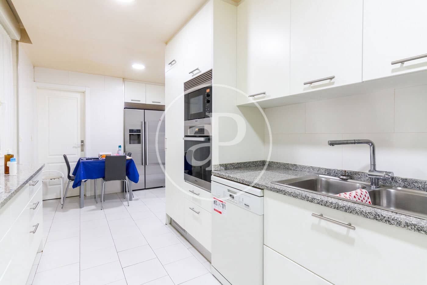 5 soveværelse Lejlighed til salg i Madrid by - € 3.195.000 (Ref: 8267656)