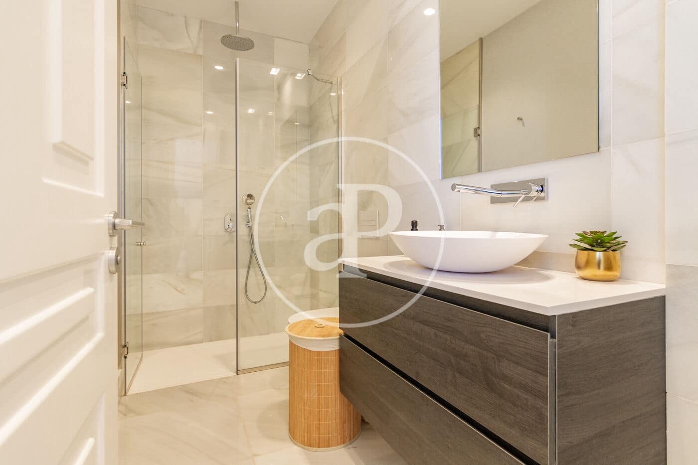 2 soveværelse Penthouse til salg i Madrid by - € 3.500.000 (Ref: 8347372)