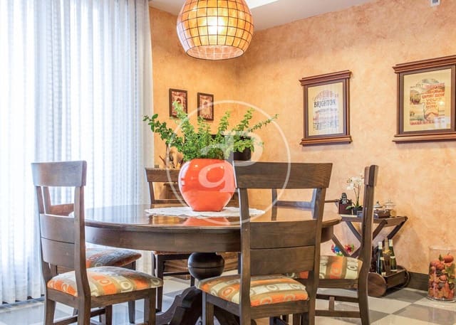 8 bedroom Villa for sale in Boadilla del Monte with pool - € 5,420,000 (Ref: 8353381)