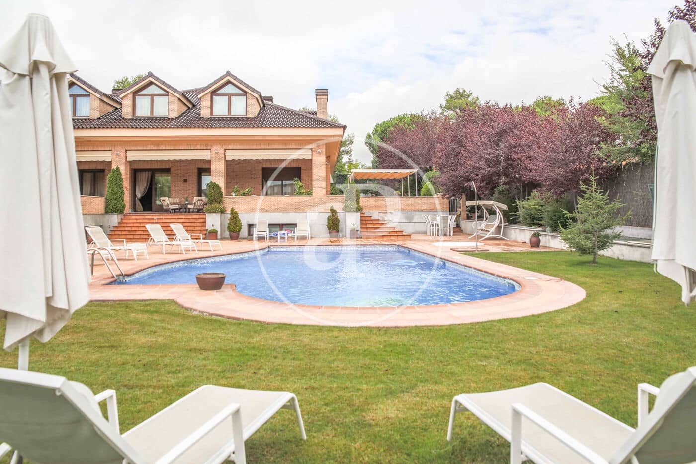 8 soveværelse Villa til salg i Boadilla del Monte med swimmingpool - € 5.420.000 (Ref: 8353381)