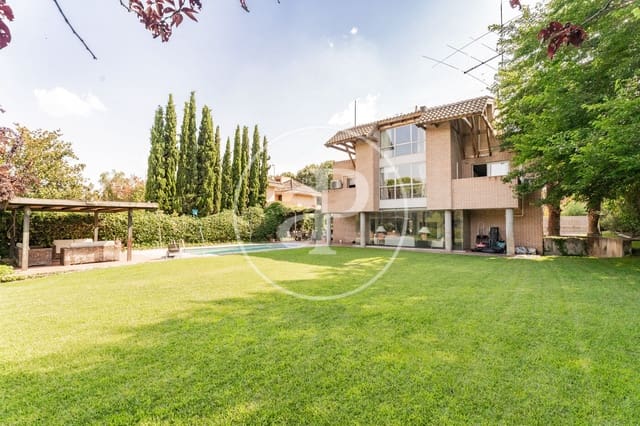 5 soveværelse Villa til salg i Majadahonda med swimmingpool - € 3.000.000 (Ref: 8394409)