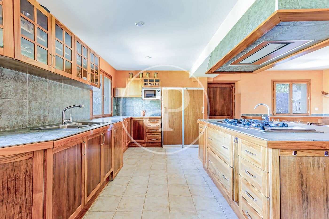 6 bedroom Apartment for sale in El Espinar - € 2,500,000 (Ref: 8416663)