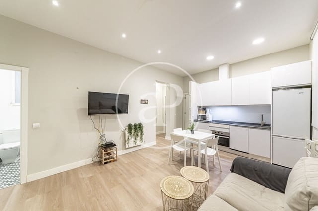 3 bedroom Apartment for sale in Universidad, Madrid city - € 599,000 (Ref: 8501255)