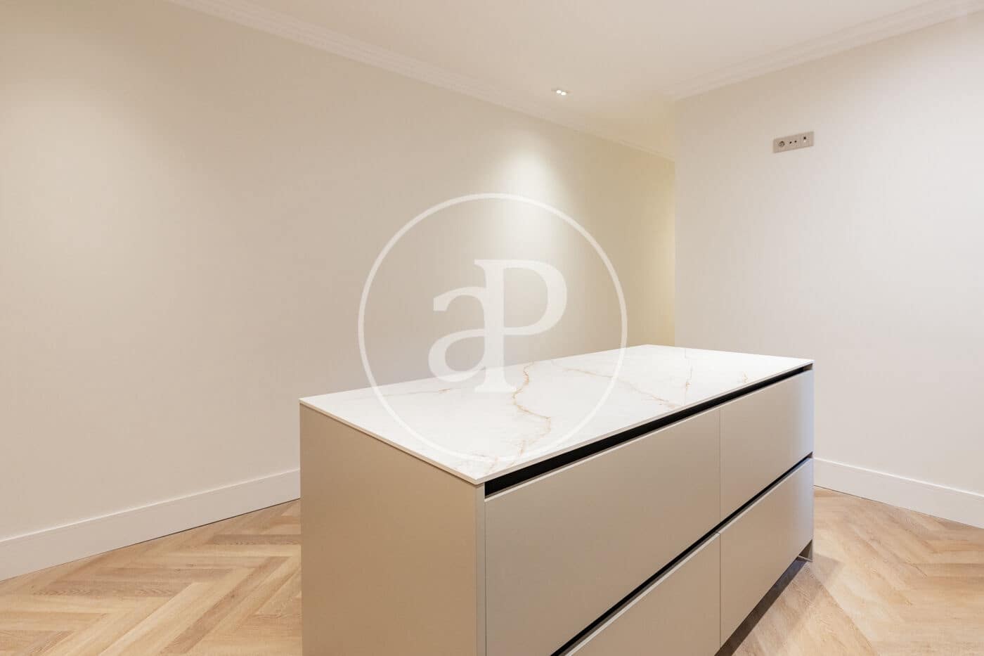 3 quarto Apartamento para venda em Madrid cidade - 1 650 000 € (Ref: 8512397)