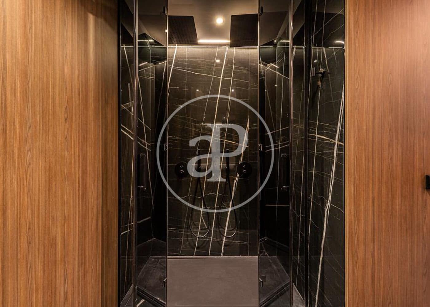 3 soveværelse Lejlighed til salg i Madrid by - € 3.650.000 (Ref: 8515709)