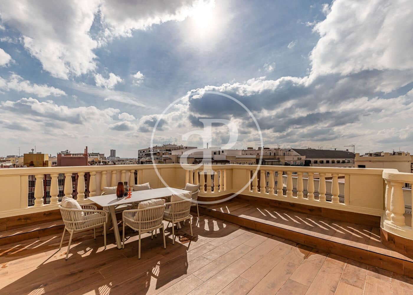 3 soveværelse Lejlighed til salg i Madrid by - € 3.650.000 (Ref: 8515709)