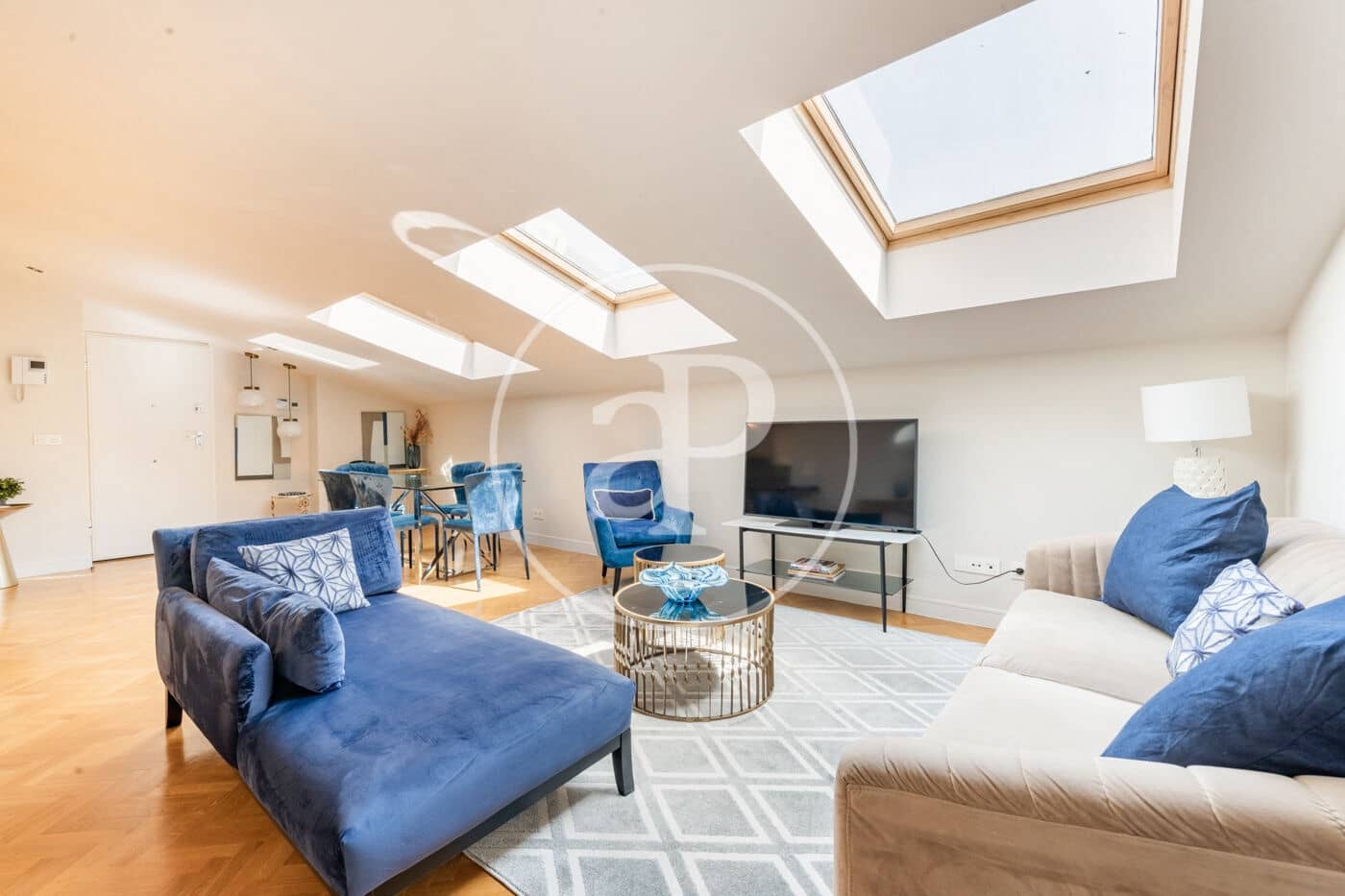 2 soveværelse Penthouse til salg i Madrid by - € 750.000 (Ref: 8524528)