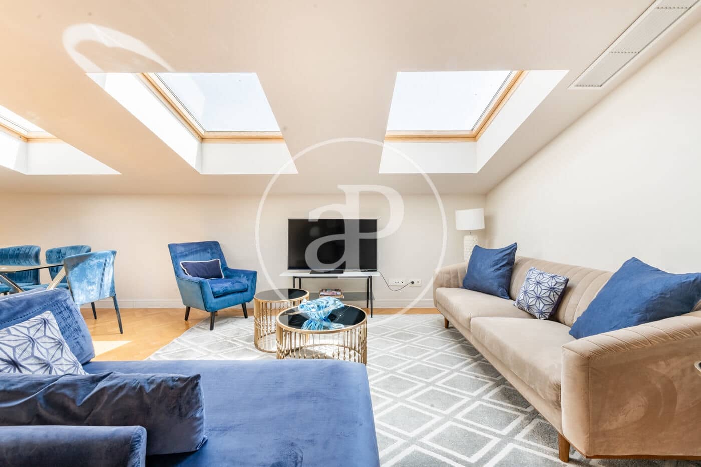 2 soveværelse Penthouse til salg i Madrid by - € 750.000 (Ref: 8524528)