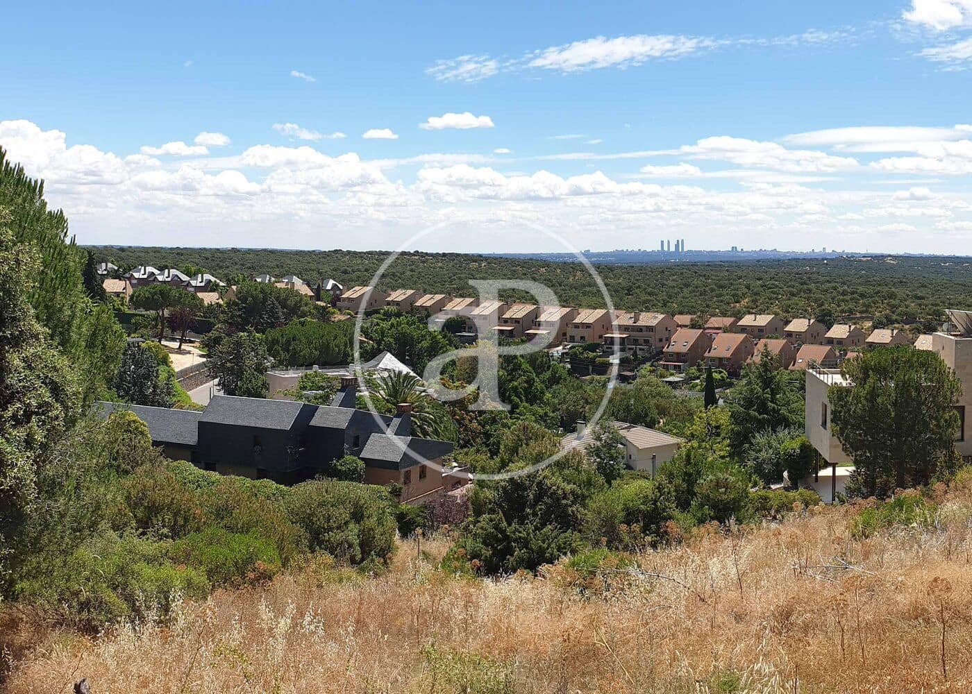 Grunde uden byggetilladelser til salg i Torrelodones - € 550.000 (Ref: 8543083)