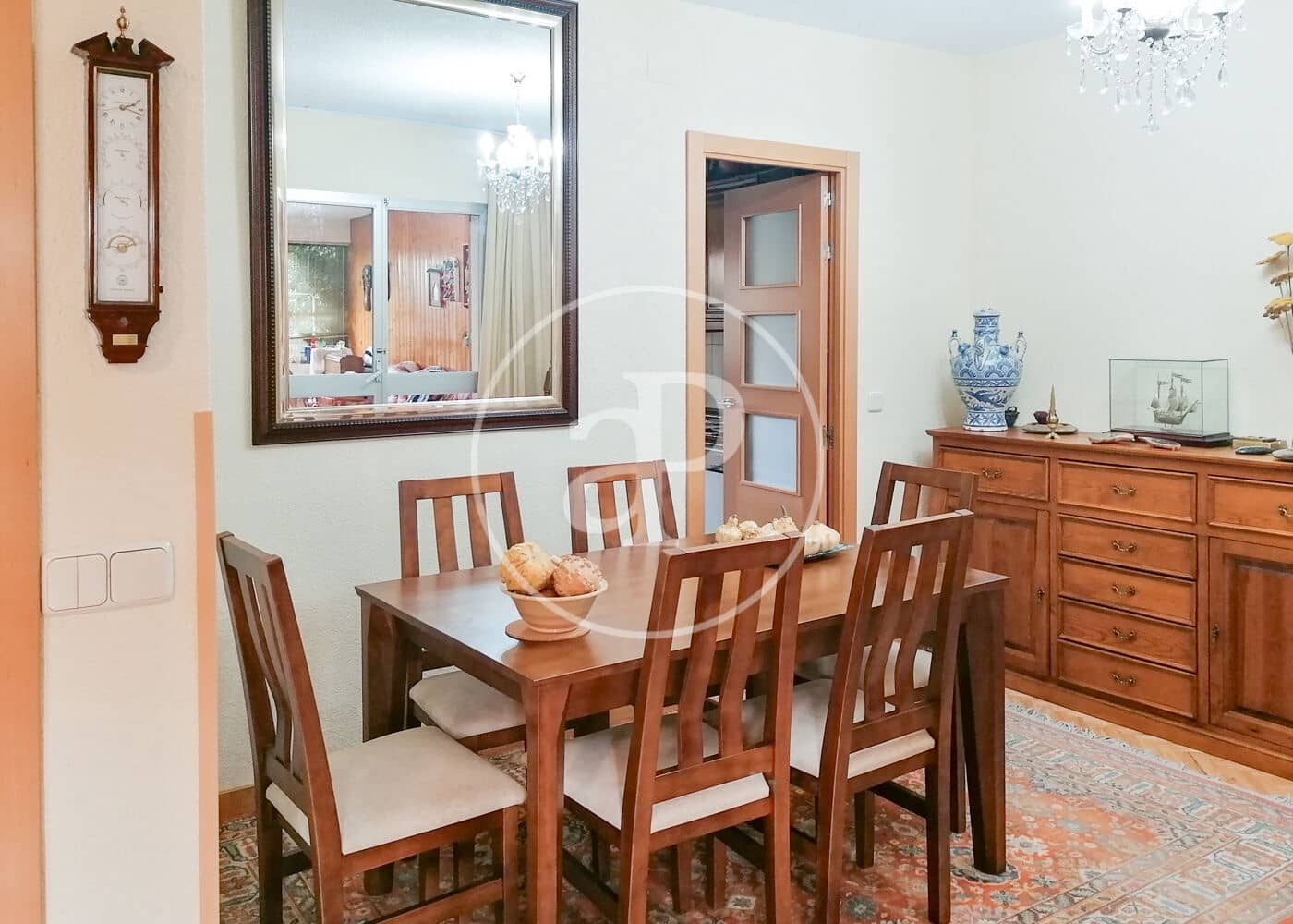 6 soveværelse Villa til salg i Madrid by med swimmingpool - € 1.225.000 (Ref: 8562958)