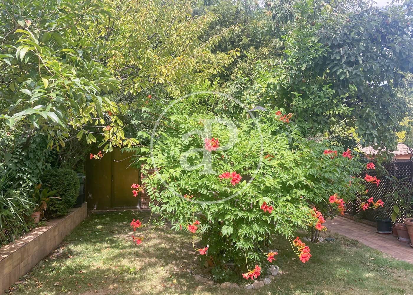 6 soveværelse Villa til salg i Madrid by med swimmingpool - € 1.225.000 (Ref: 8562958)