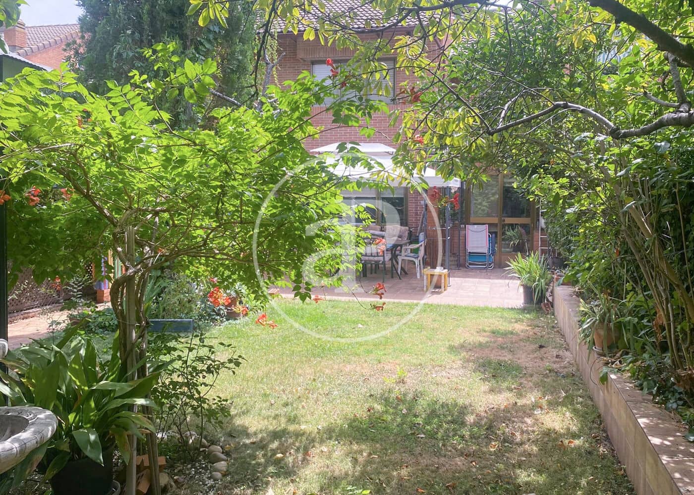 6 soveværelse Villa til salg i Madrid by med swimmingpool - € 1.225.000 (Ref: 8562958)