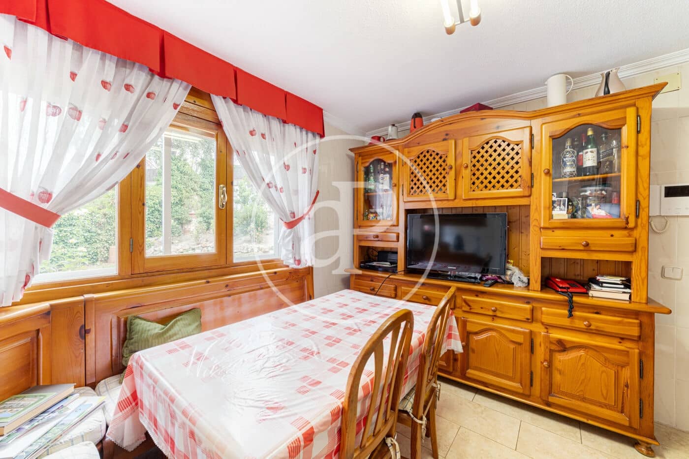 5 soveværelse Villa til salg i Algete med swimmingpool - € 1.100.000 (Ref: 8571328)