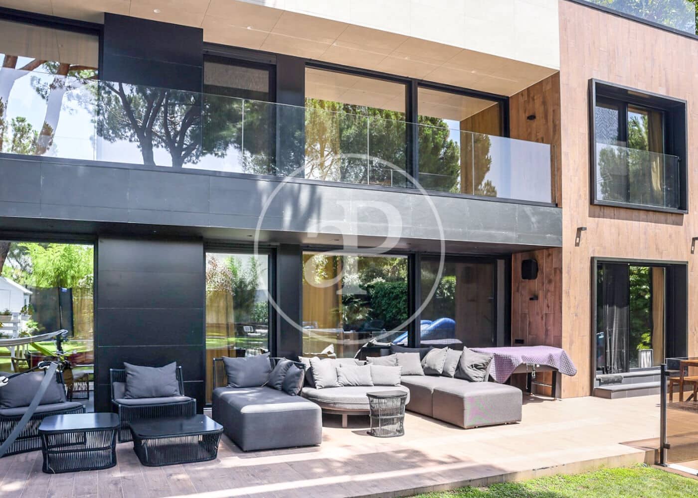 5 soveværelse Lejlighed til salg i Pozuelo de Alarcon med swimmingpool - € 3.500.000 (Ref: 8571764)