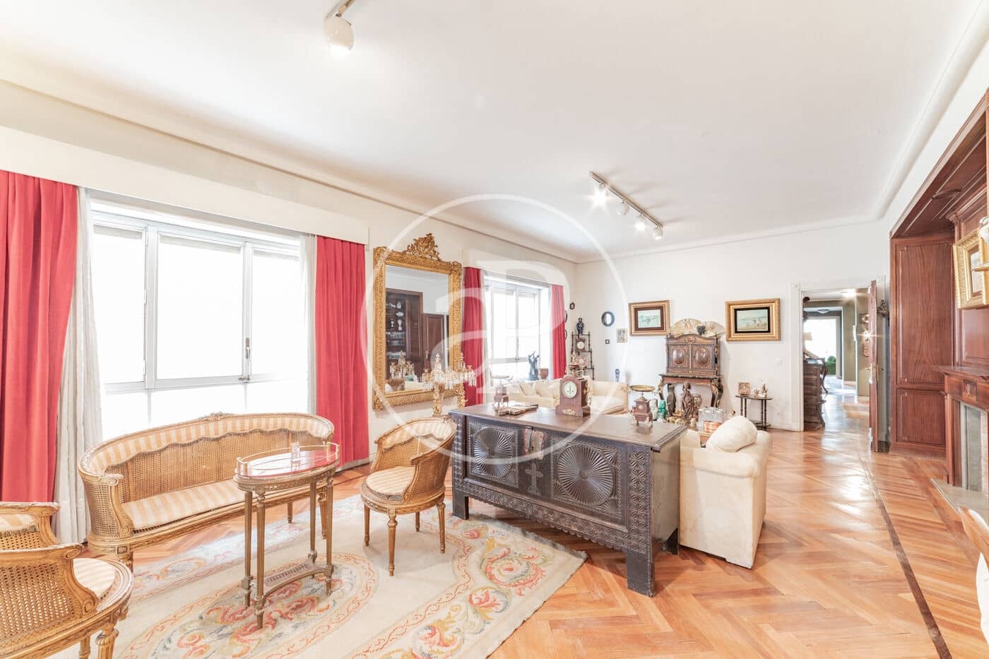 7 makuuhuone Huoneisto myytävänä paikassa Madrid kaupunki - 3 599 000 € (Ref: 8575869)