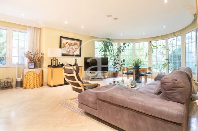 7 bedroom Villa for sale in Fuentelareina, Madrid city with pool - € 5,100,000 (Ref: 8607153)