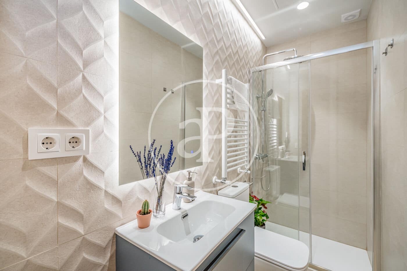 5 sypialnia Apartament na sprzedaż w Miasto Madryt - 723 000 € (Ref: 8628473)