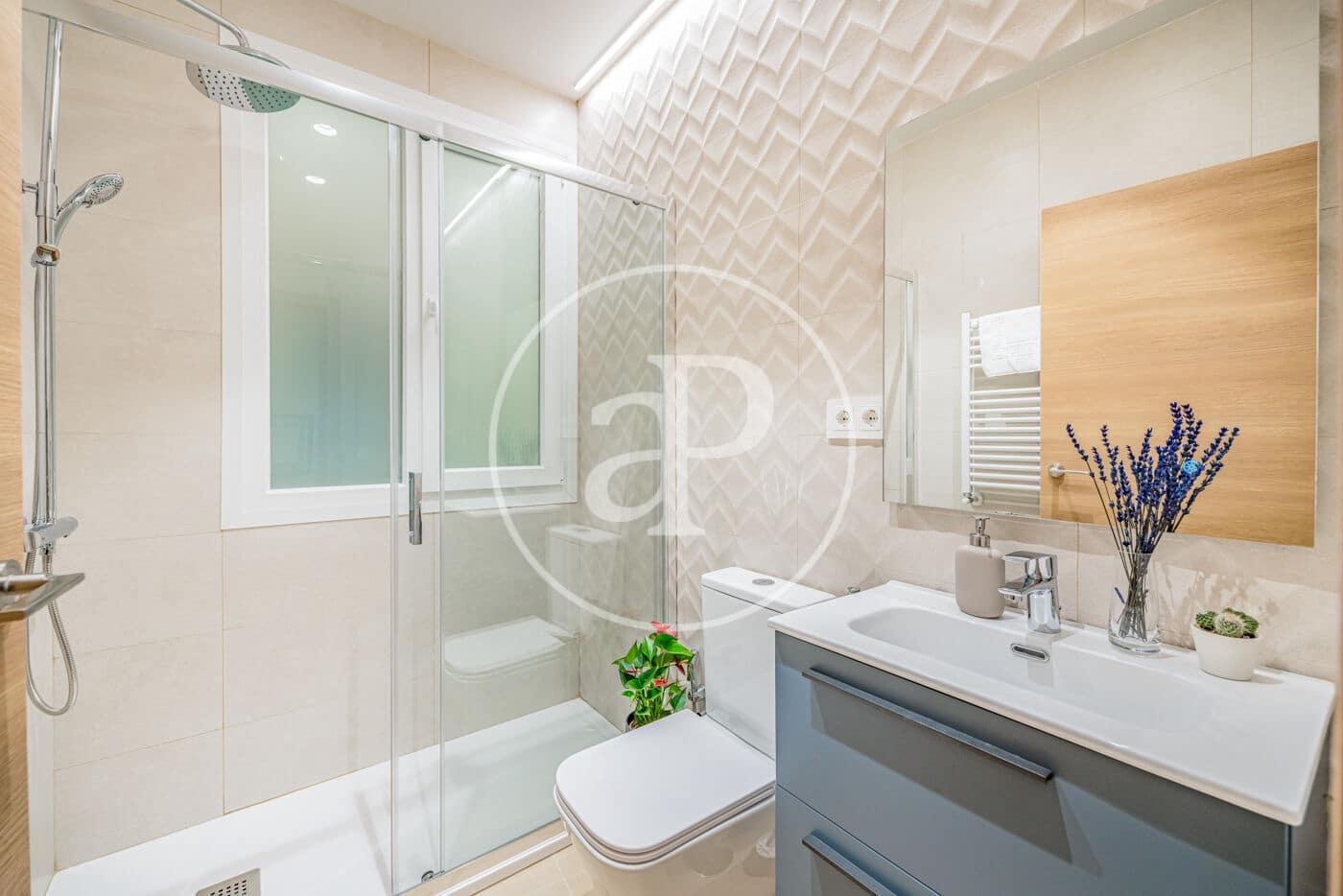 5 sypialnia Apartament na sprzedaż w Miasto Madryt - 723 000 € (Ref: 8628473)