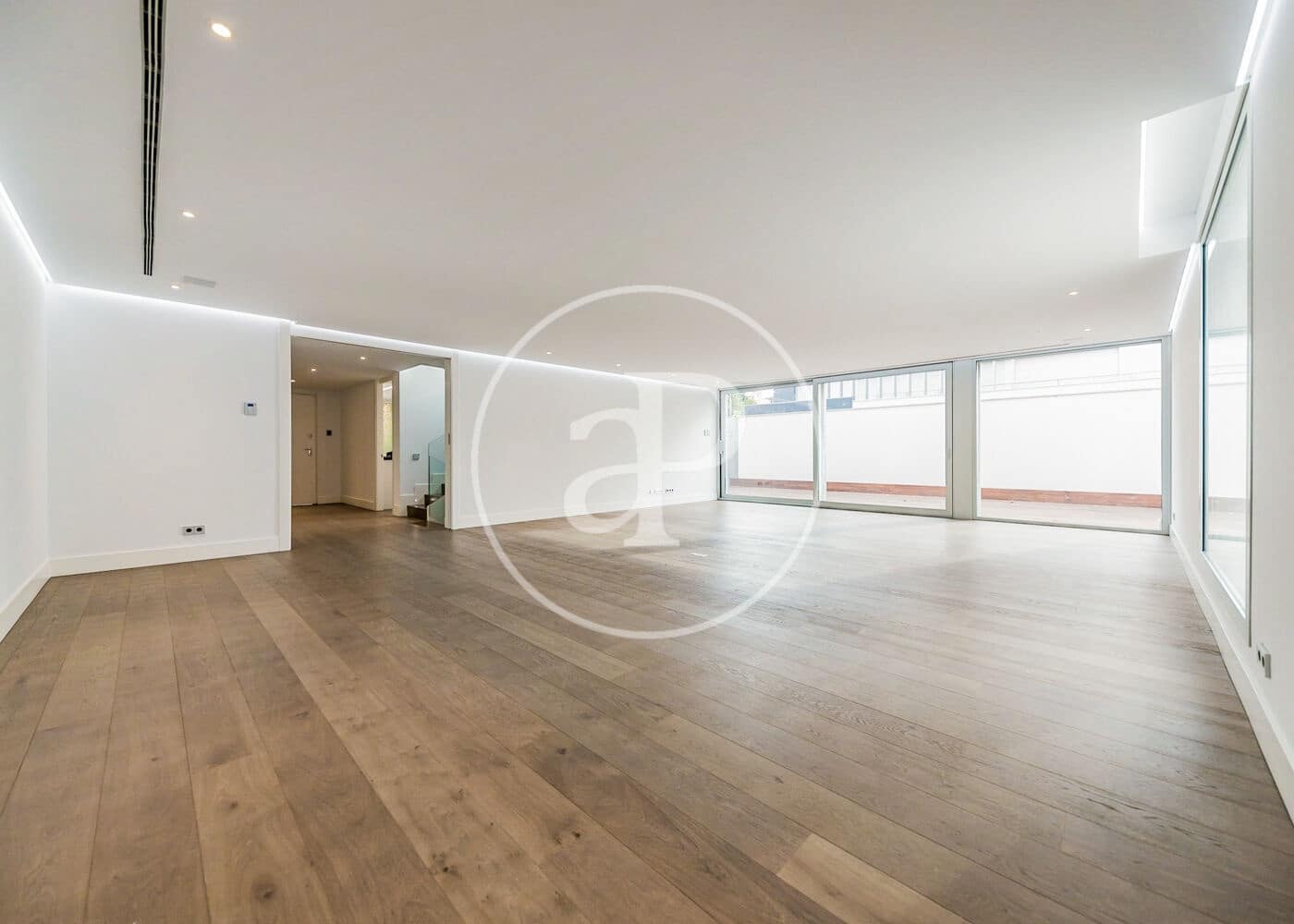 5 soveværelse Villa til salg i Madrid by med swimmingpool - € 2.200.000 (Ref: 8640614)