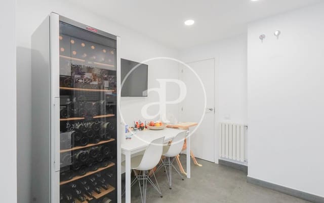 2 bedroom Apartment for sale in Valverde, Madrid city with pool - € 1,290,000 (Ref: 8647070)