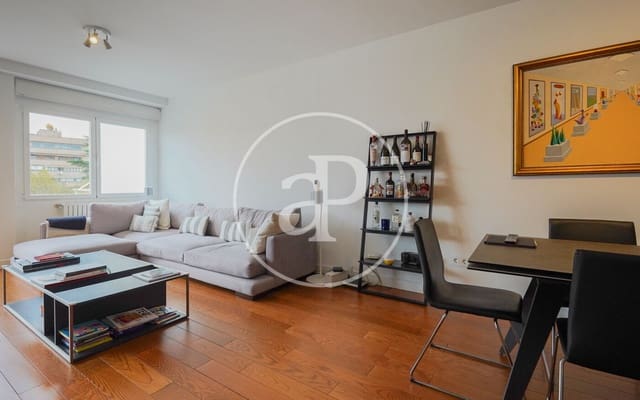 2 bedroom Apartment for sale in Valverde, Madrid city with pool - € 1,290,000 (Ref: 8647070)