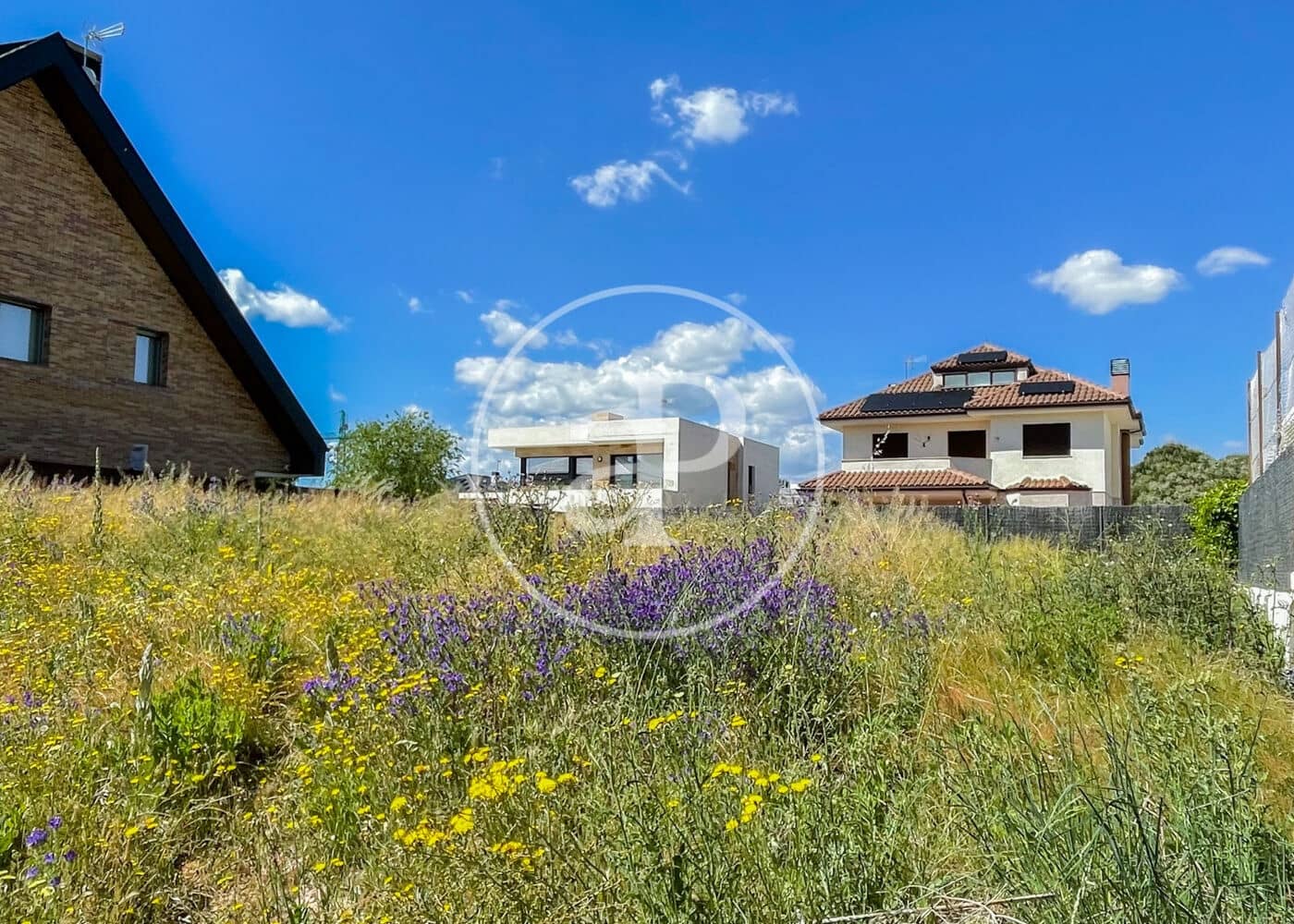 Grunde uden byggetilladelser til salg i Pozuelo de Alarcon - € 825.000 (Ref: 8653786)