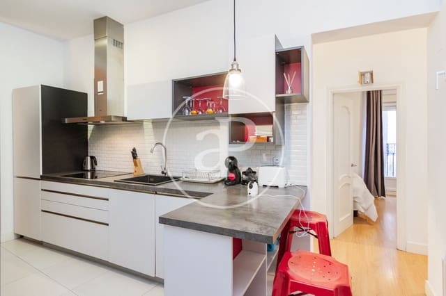 4 sovrum Lägenhet till salu i Universidad, Madrid stad - 840 000 € (Ref: 8661506)