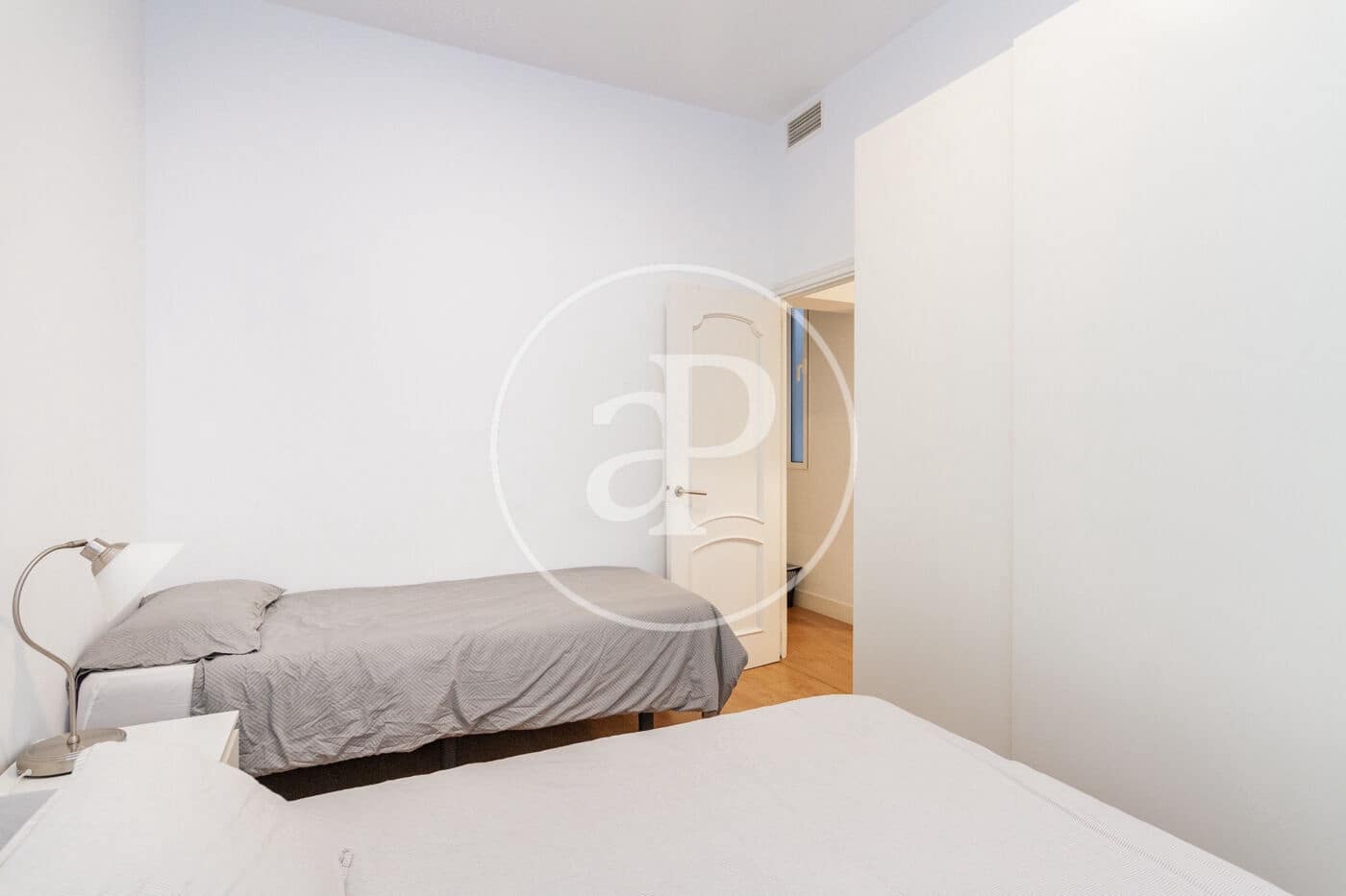 4 soveværelse Lejlighed til salg i Madrid by - € 840.000 (Ref: 8661506)