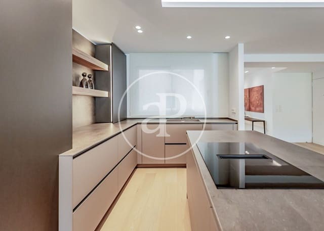 3 sovrum Lägenhet till salu i Castellana, Madrid stad - 3 990 000 € (Ref: 8664307)