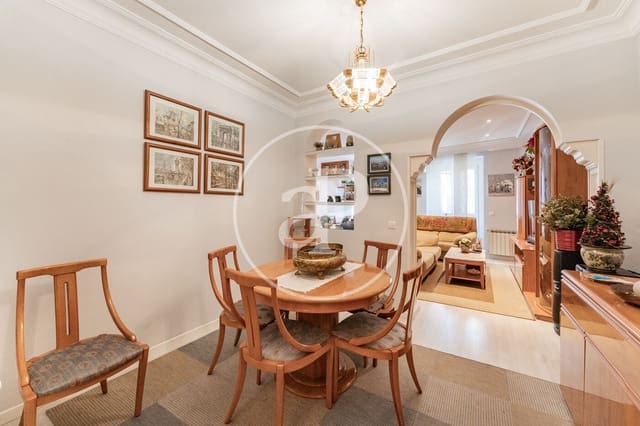 3 bedroom Apartment for sale in Universidad, Madrid city - € 1,200,000 (Ref: 8678769)