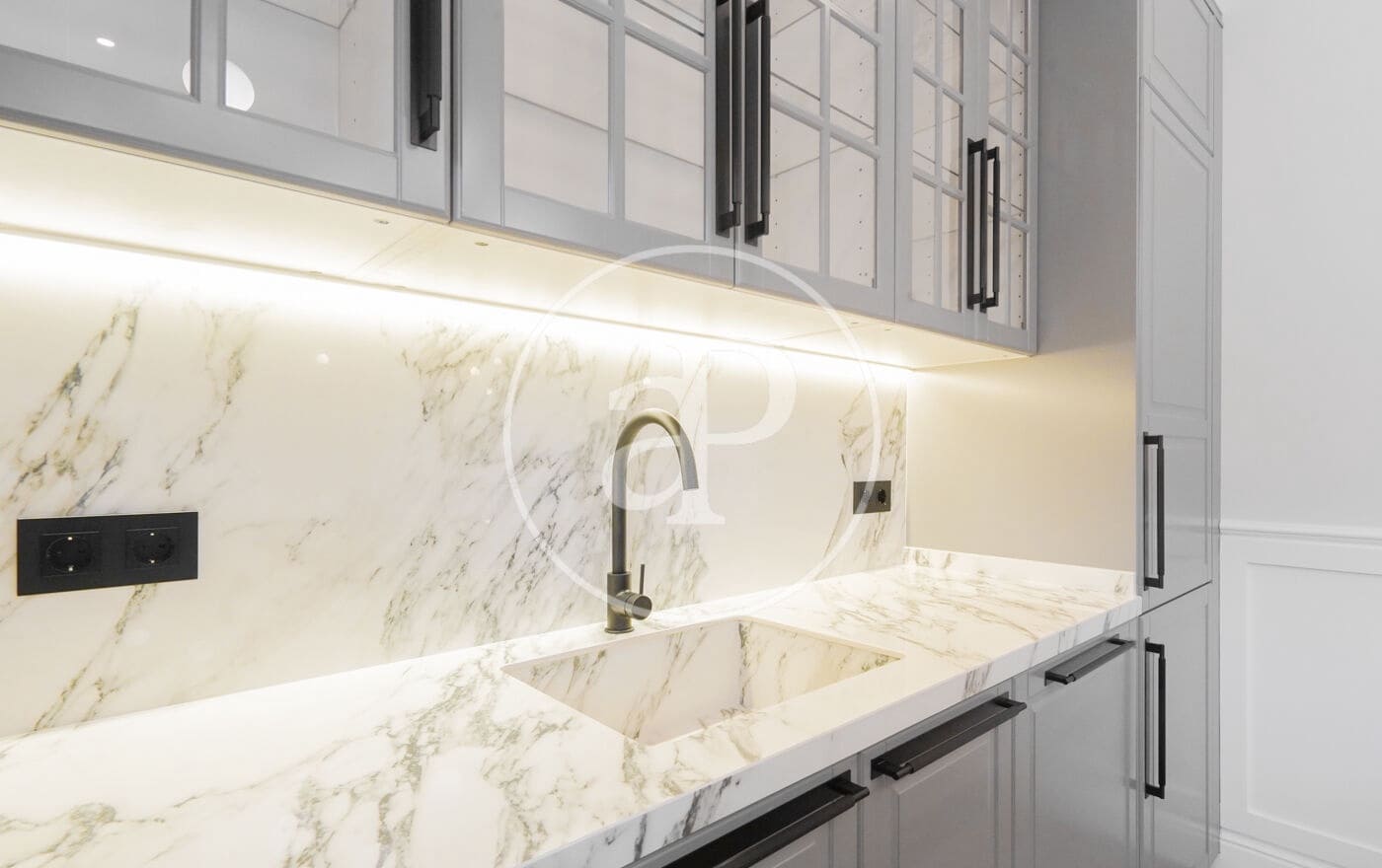 3 soveværelse Lejlighed til salg i Madrid by - € 2.999.000 (Ref: 8695945)