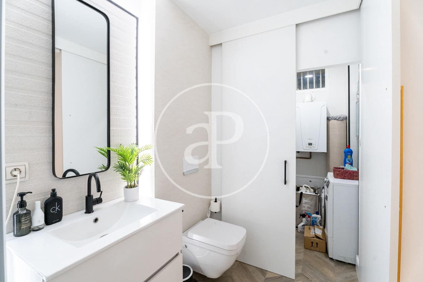 2 bedroom Apartment for sale in Madrid city - € 790,000 (Ref: 8705501)