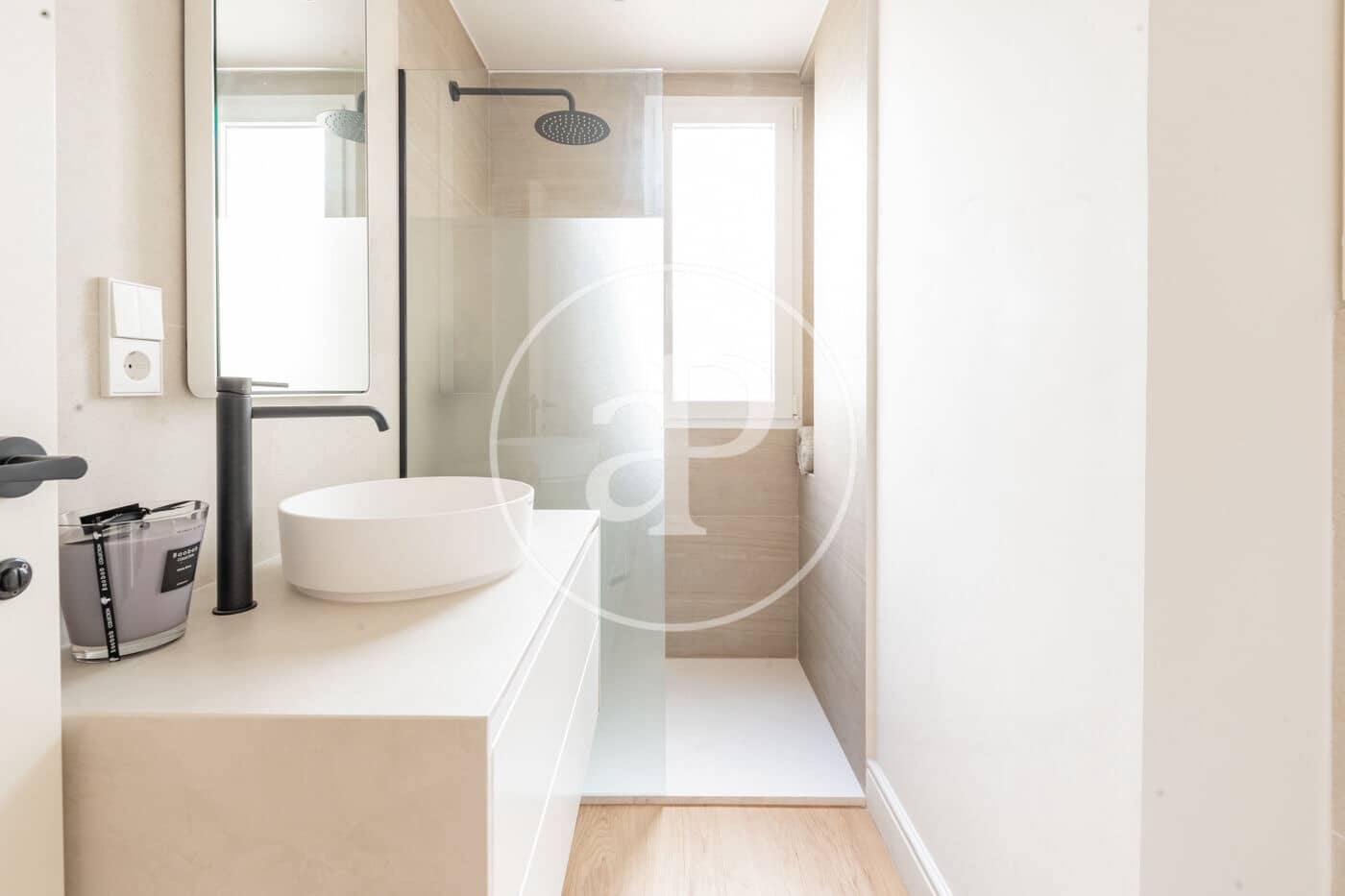 2 soveværelse Lejlighed til salg i Madrid by - € 1.395.000 (Ref: 8718794)