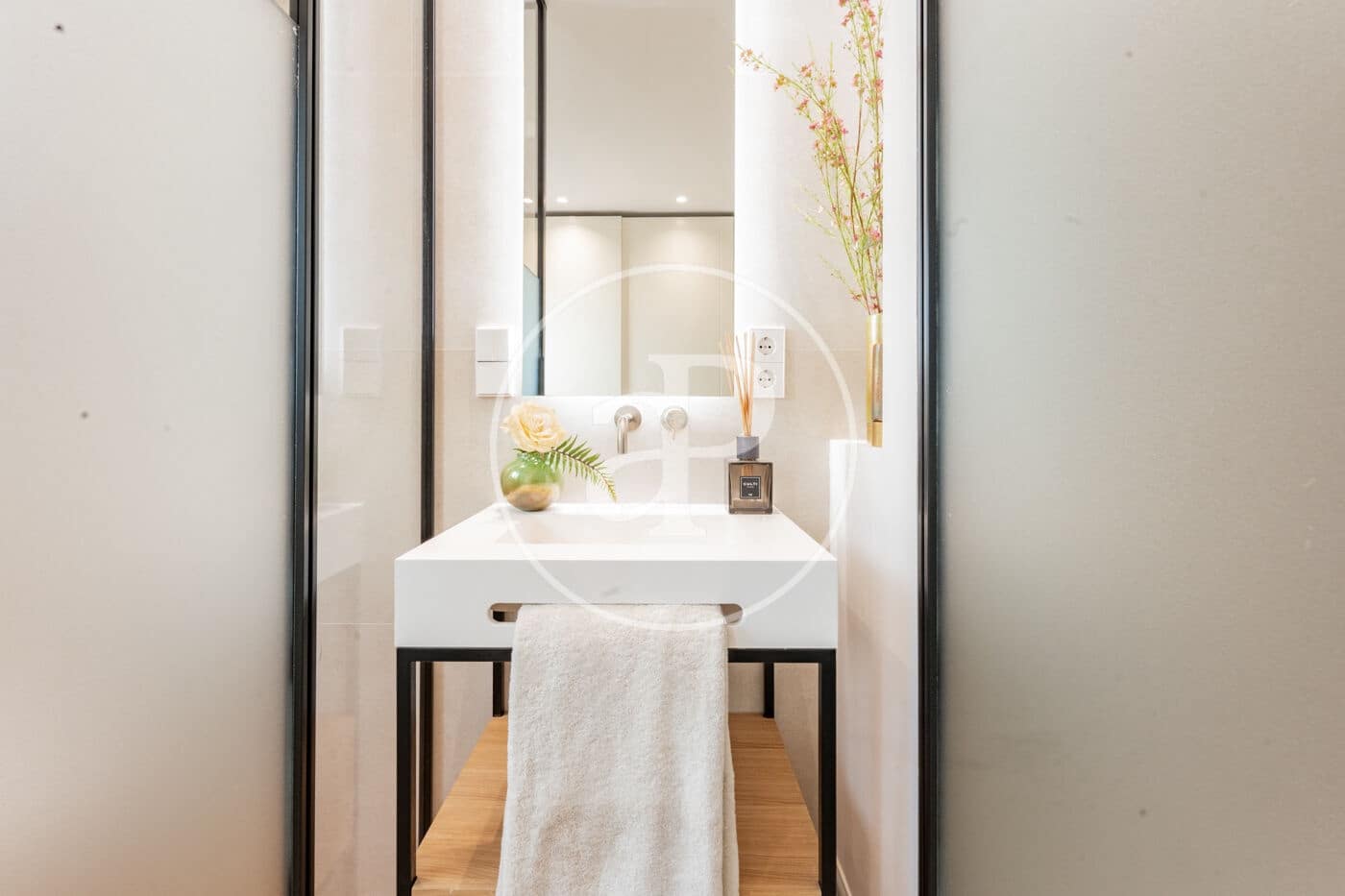 2 soveværelse Lejlighed til salg i Madrid by - € 1.395.000 (Ref: 8718794)