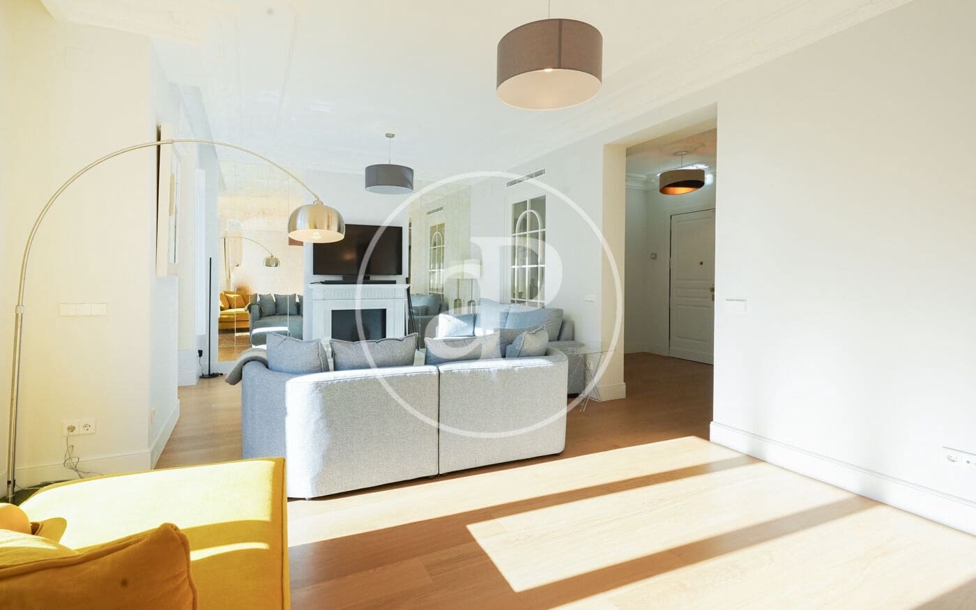 2 soveværelse Lejlighed til salg i Madrid by - € 1.950.000 (Ref: 8718799)